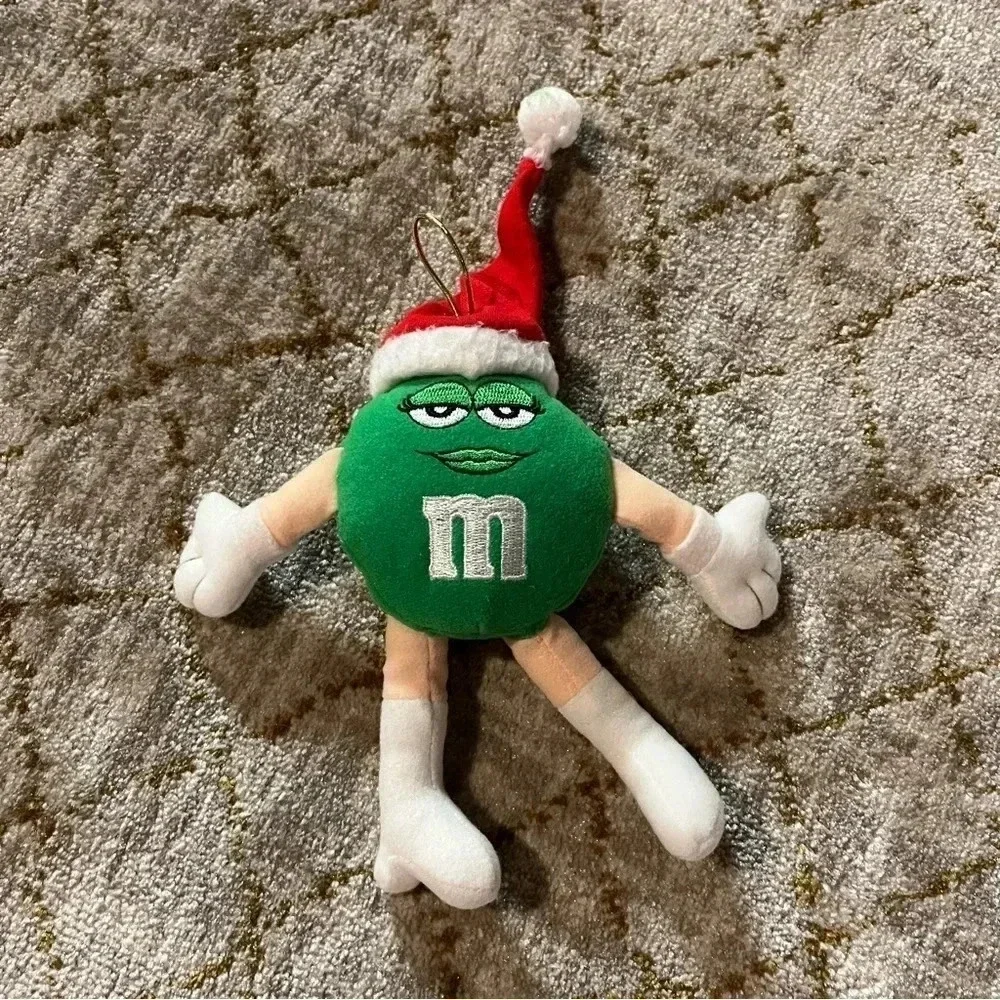 M&M'S GREEN CHRISTMAS 6
